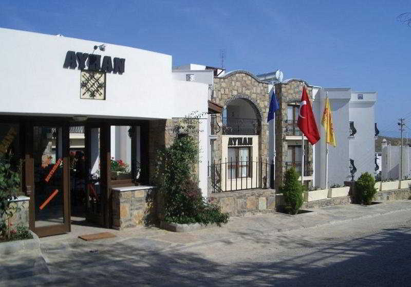 גומבט Ayhan Hotel And Pension מראה חיצוני תמונה